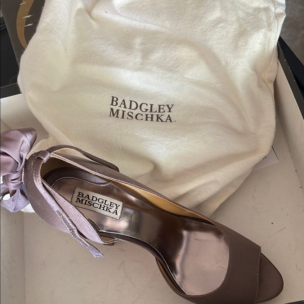 Badgley Mischka Mauve Satin Peep-Toe Heels